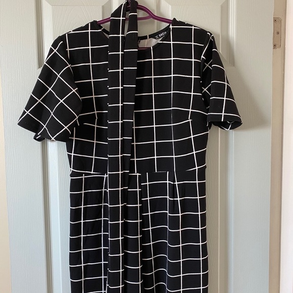 Box Print Jumpsuit - Picture 4 of 4